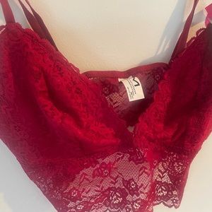 NEW Maidenform lace bralette